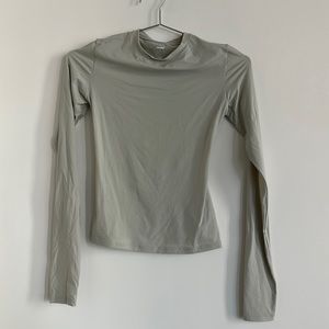 Skims fits everybody long sleeve shirt